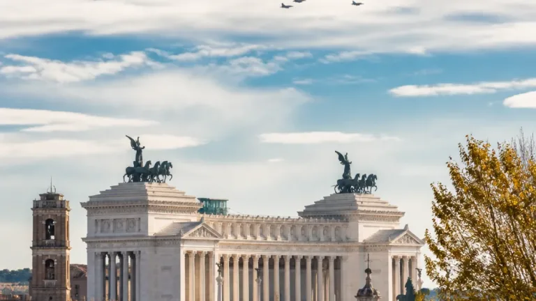 Frecce Tricolori, il 4 novembre sorvolo dell’Altare della Patria